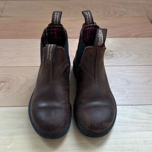 Blundstone Kids Brown Leather Chelsea Boots size 10 (fits size US 11 / 11.5)
